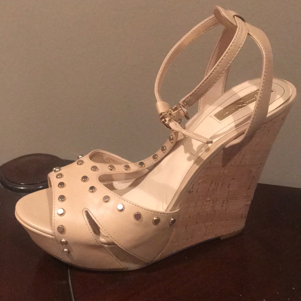Jessica Simpson Wedges